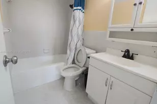 3660 NE 166th St, North Miami Beach, FL 33160 - Photo 41