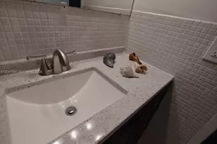 3660 NE 166th St, North Miami Beach, FL 33160 - Photo 55