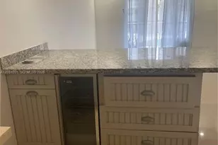 7505 SW 82nd St, Miami, FL 33143 - Photo 9