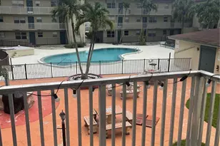 7505 SW 82nd St, Miami, FL 33143 - Photo 13