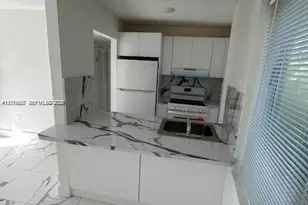 661 W 81st St, Hialeah, FL 33014 - Photo 3
