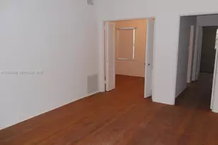 748 Euclid Ave, Miami Beach, FL 33139 - Photo 3