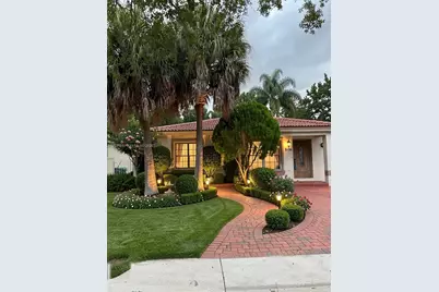 9136 NW 192nd Ter, Hialeah, FL 33018 - Photo 3