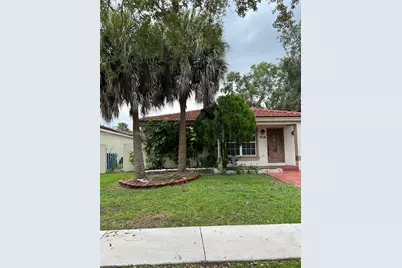 9136 NW 192nd Ter, Hialeah, FL 33018 - Photo 1