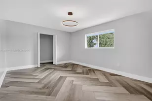 1695 NE 160th St, North Miami Beach, FL 33162 - Photo 21