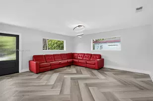 1695 NE 160th St, North Miami Beach, FL 33162 - Photo 13