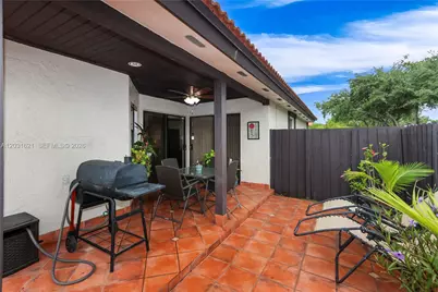 15240 SW 45th Ter #54-H, Miami, FL 33185 - Photo 17