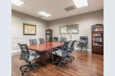 1032 Silktree Ln, Weston, FL 33327 - Photo 31