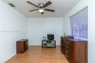 1032 Silktree Ln, Weston, FL 33327 - Photo 23