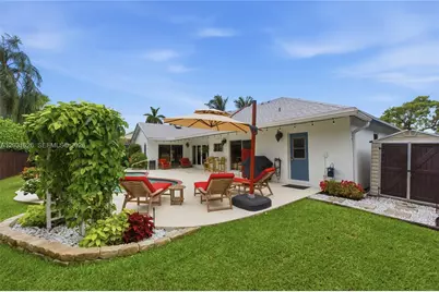 943 SW 149th Way, Sunrise, FL 33326 - Photo 3
