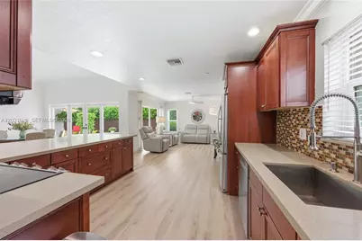 943 SW 149th Way, Sunrise, FL 33326 - Photo 11