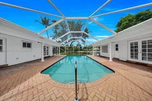 8820 N Lake Dasha Dr, Plantation, FL 33324 - Photo 31