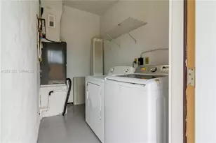 11903 SW 110th St Cir E, Miami, FL 33186 - Photo 43