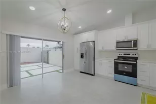 11903 SW 110th St Cir E, Miami, FL 33186 - Photo 17