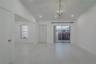 11903 SW 110th St Cir E, Miami, FL 33186 - Photo 11