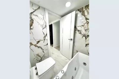 671 NE 195th St #205E, Miami, FL 33179 - Photo 27