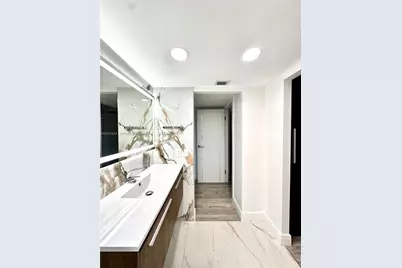 671 NE 195th St #205E, Miami, FL 33179 - Photo 23