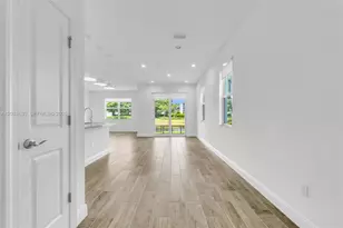 581 Sanderling Cir, Deerfield Beach, FL 33442 - Photo 7