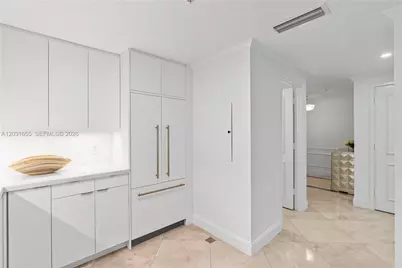 3400 SW 27th Ave #207, Miami, FL 33133 - Photo 9