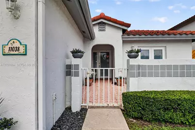 11038 SW 148th Pl, Miami, FL 33196 - Photo 3