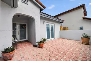 11038 SW 148th Pl, Miami, FL 33196 - Photo 7