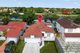 11038 SW 148th Pl, Miami, FL 33196 - Photo 1