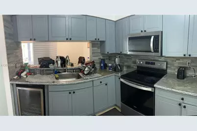 9206 SW 147th Ct, Miami, FL 33196 - Photo 3