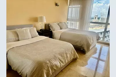 100 Lincoln Rd #PH4, Miami Beach, FL 33139 - Photo 19