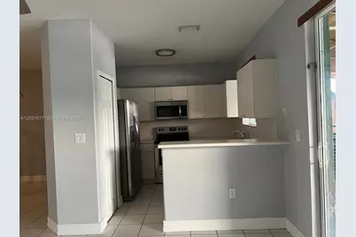 2606 SE 15th Pl #328, Homestead, FL 33035 - Photo 13