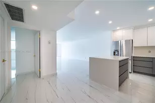 19380 Collins Ave, Sunny Isles Beach, FL 33160 - Photo 9