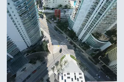 1300 Brickell Bay Dr #3506, Miami, FL 33131 - Photo 17