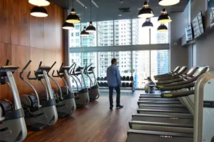 1300 Brickell Bay Dr, Miami, FL 33131 - Photo 23