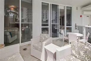 15811 Collins Ave, Sunny Isles Beach, FL 33160 - Photo 9
