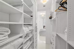 15811 Collins Ave, Sunny Isles Beach, FL 33160 - Photo 31