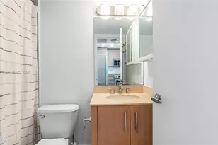 10275 Collins Ave, Bal Harbour, FL 33154 - Photo 11