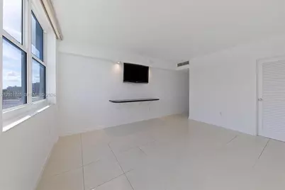 10350 W Bay Harbor Dr #5E, Bay Harbor Islands, FL 33154 - Photo 17