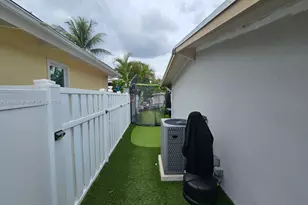 2543 Gulfstream Ln, Fort Lauderdale, FL 33312 - Photo 33