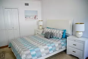 1390 Ocean Dr, Miami Beach, FL 33139 - Photo 9