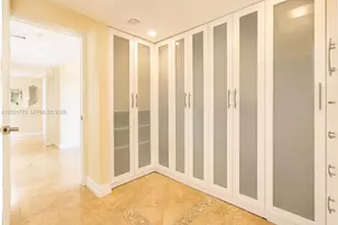 5900 Collins Ave, Miami Beach, FL 33140 - Photo 15