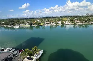 5880 W Collins Ave, Miami Beach, FL 33140 - Photo 25