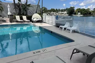 5880 W Collins Ave, Miami Beach, FL 33140 - Photo 37