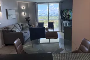 5880 W Collins Ave, Miami Beach, FL 33140 - Photo 3