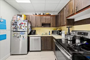 3101 N Country Club Dr, Aventura, FL 33180 - Photo 9