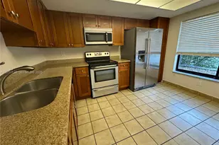 16498 NE 26th Ave, North Miami Beach, FL 33160 - Photo 7