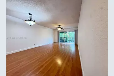 8982 W Sample Rd #204, Coral Springs, FL 33065 - Photo 9