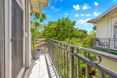 2850 Coconut Ave #15, Miami, FL 33133 - Photo 27