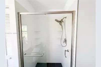 1145 W Lake St #0, Hollywood, FL 33019 - Photo 21