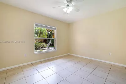 4791 Via Palm Lks #1705, West Palm Beach, FL 33417 - Photo 5