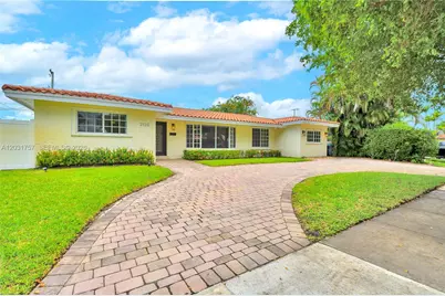 2120 NE 207th St, Miami, FL 33179 - Photo 3