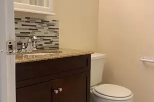 6900 SW 39th St, Davie, FL 33314 - Photo 25